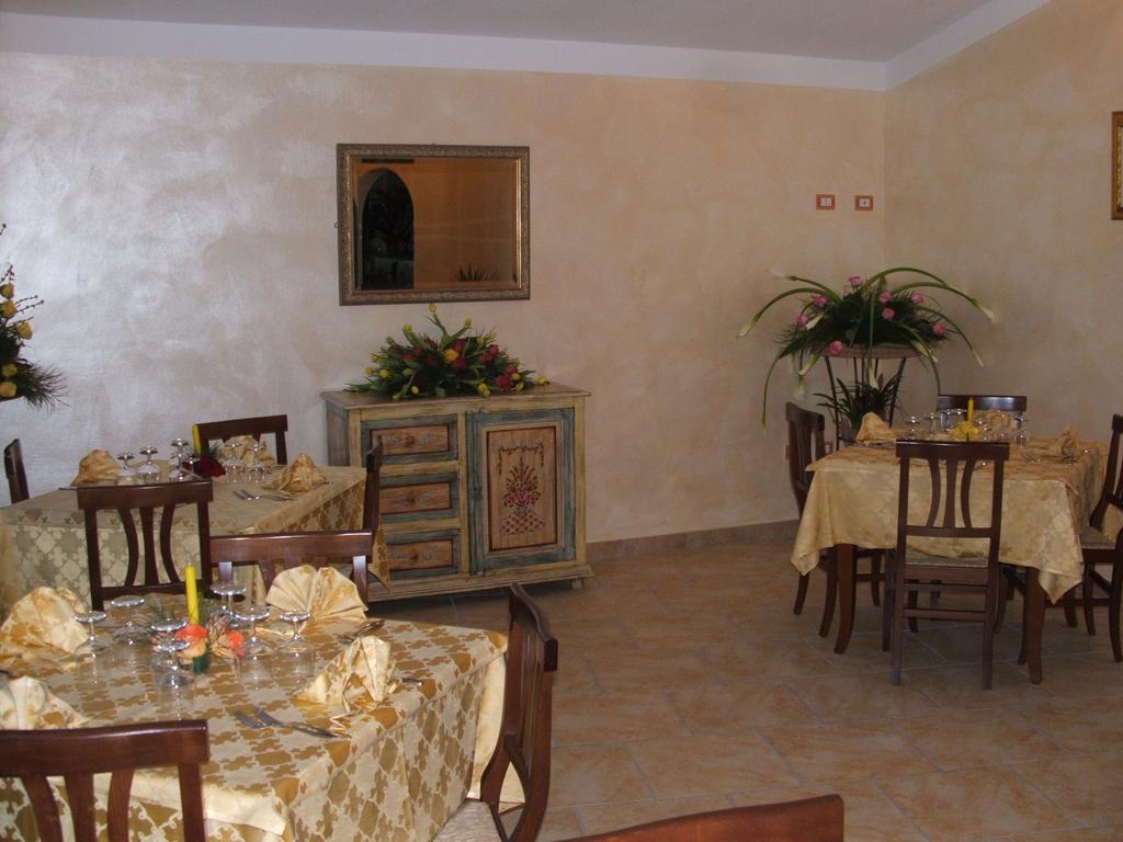 Hotel Lu Baroni Budoni Dış mekan fotoğraf