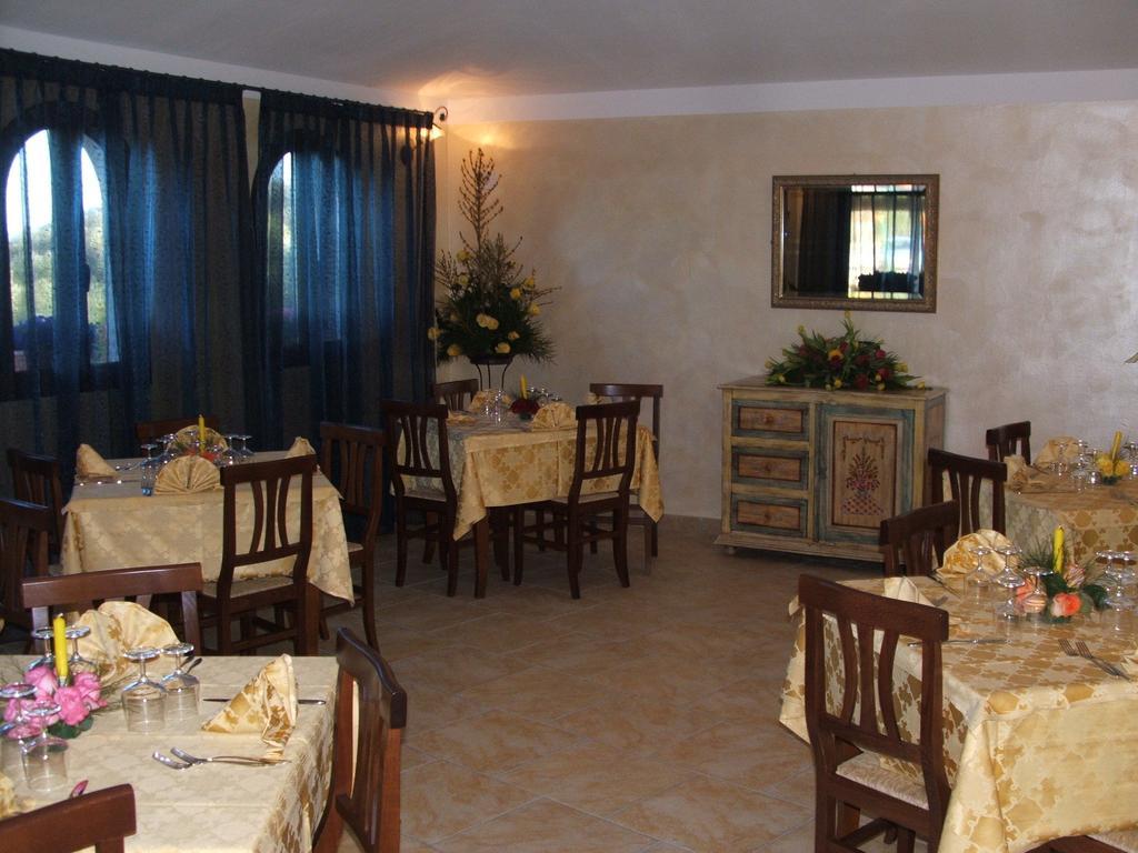 Hotel Lu Baroni Budoni Dış mekan fotoğraf